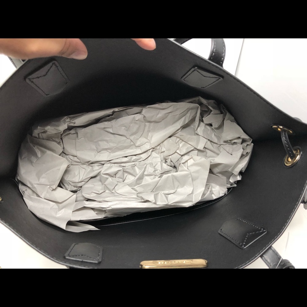 Michael kors Trista Large drawstring tote+wallet - Picture 6 of 8